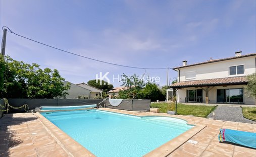 Casa a Belberaud, Occitania, Francia 1