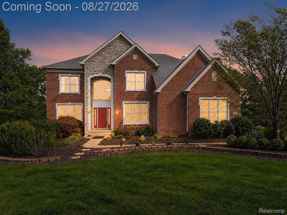 House in Highland Charter Township, Michigan, United States 1 - 18739043