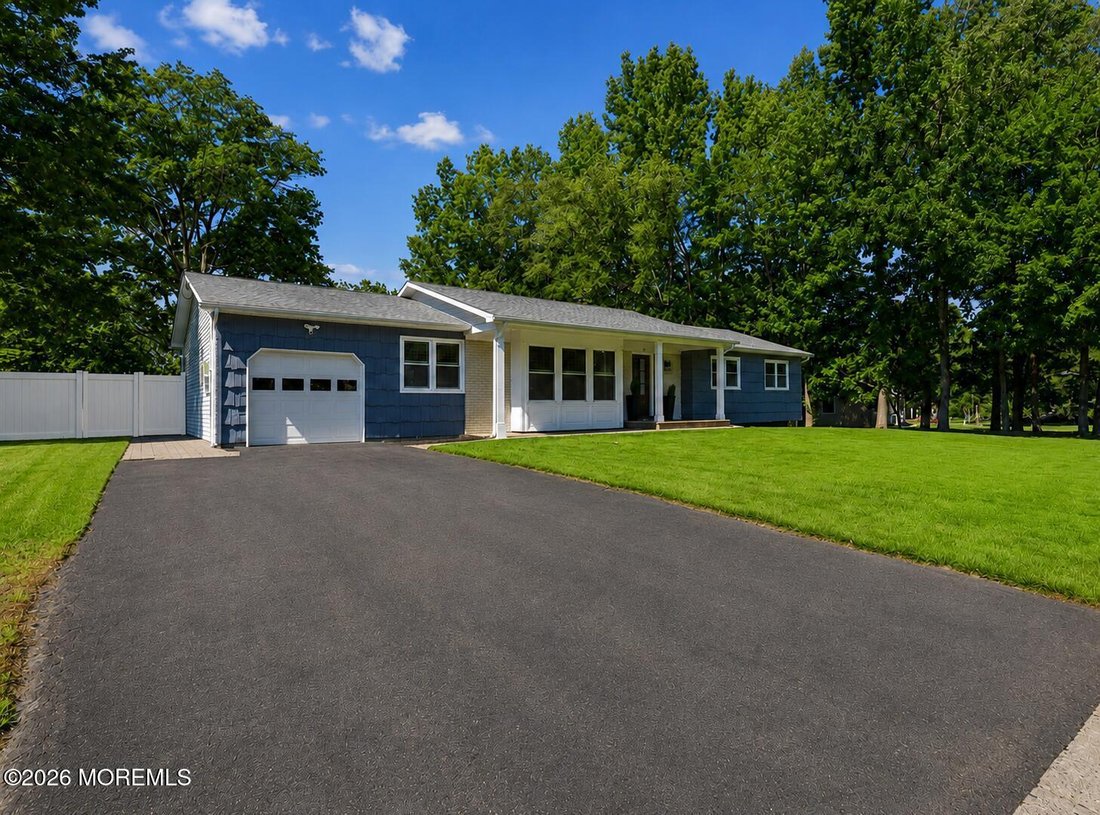 Casa a Marlboro, New Jersey, Stati Uniti 2 - 18738889
