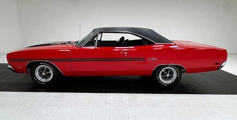Coupe in Morgantown, United States 3 - 18739244