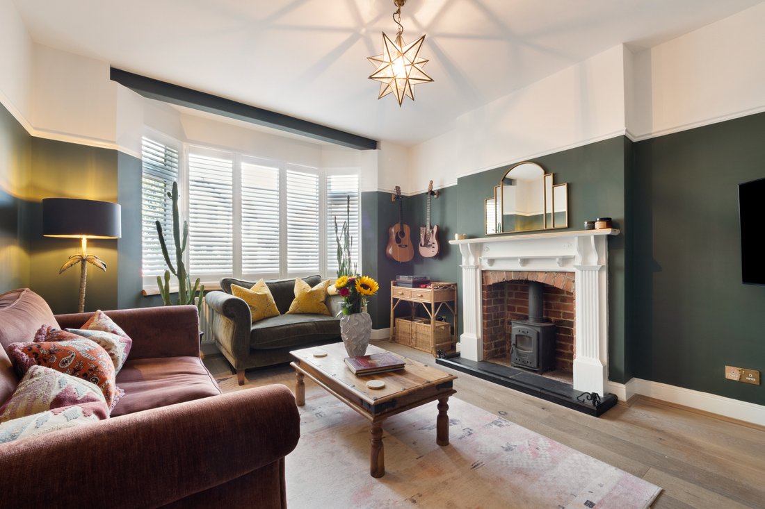 House in London Borough of Sutton, England 2 - 18739239