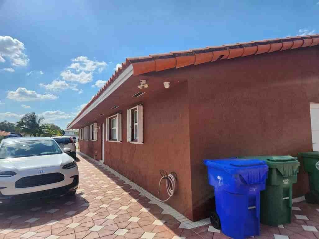 Casa a Miami, Florida, Stati Uniti 2 - 18738543