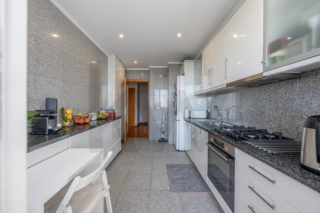 Appartement à Ramalde, District de Porto, Portugal 3 - 18738458