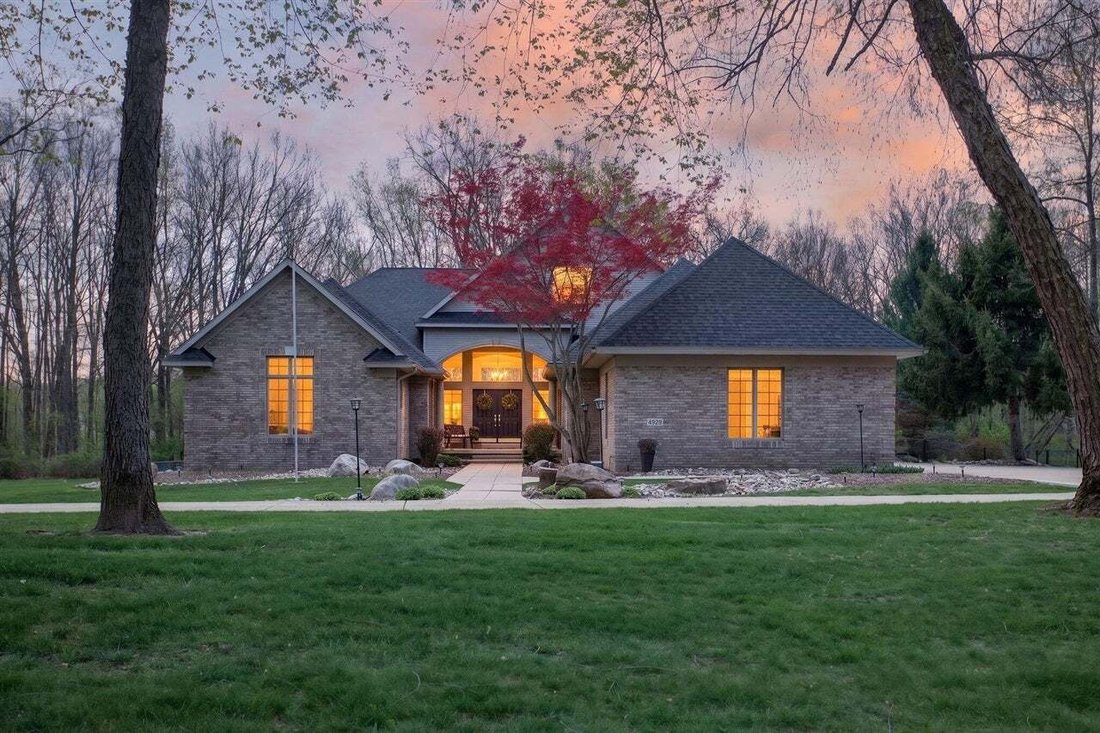 House in Leoni, Michigan, United States 1 - 18738509
