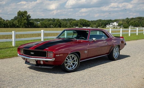 1969 Chevrolet Camaro RS/SS Restomod | Tremec 6-Speed | Edelbrock EFI in Green brook, United States 1