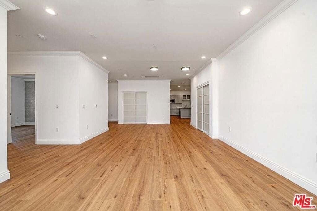 Appartement à Los Angeles, Californie, États-Unis 5 - 18738981