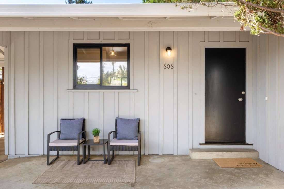 House in Los Altos Hills, California, United States 3 - 18738636