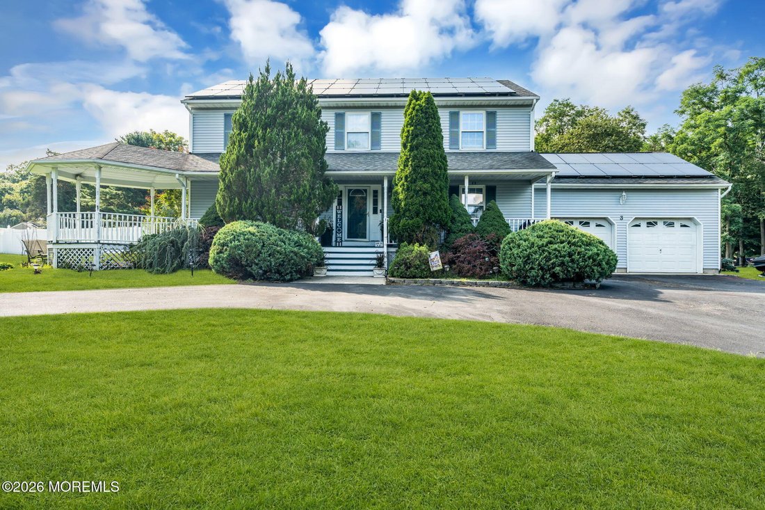 Casa a Farmingdale, New Jersey, Stati Uniti 1 - 18738898