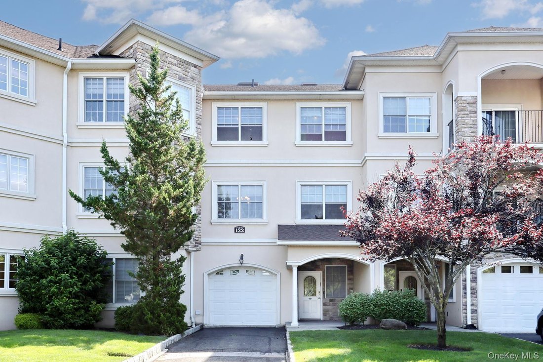 Condominio en Airmont, Nueva York, Estados Unidos 1 - 18739007