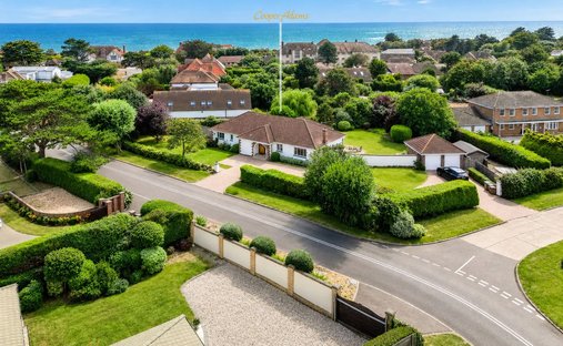 Bungalow in Ost Preston, England 1