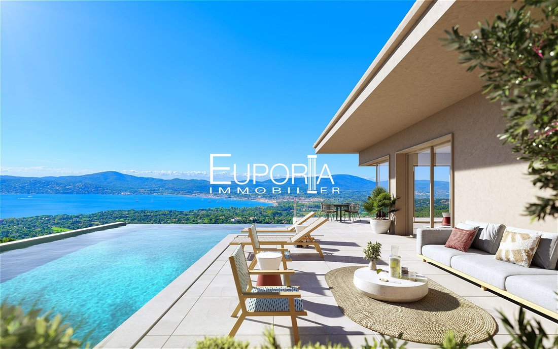 House in Grimaud, Provence-Alpes-Côte d'Azur, France 1 - 18738092