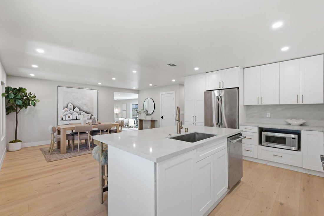 House in Los Gatos, California, United States 3 - 18738650