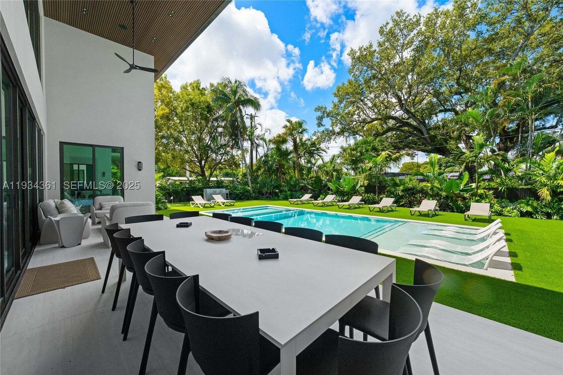 House in Aventura, Florida, United States 5 - 16842306