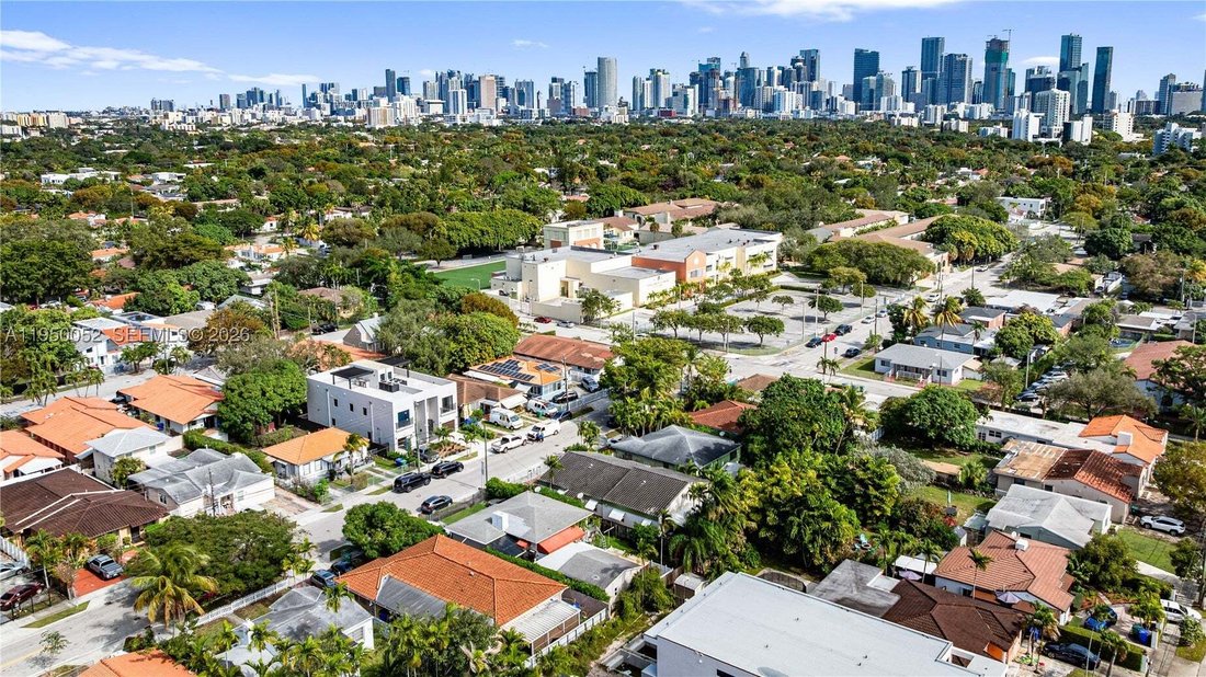 House in Miami, Florida, United States 3 - 16972716