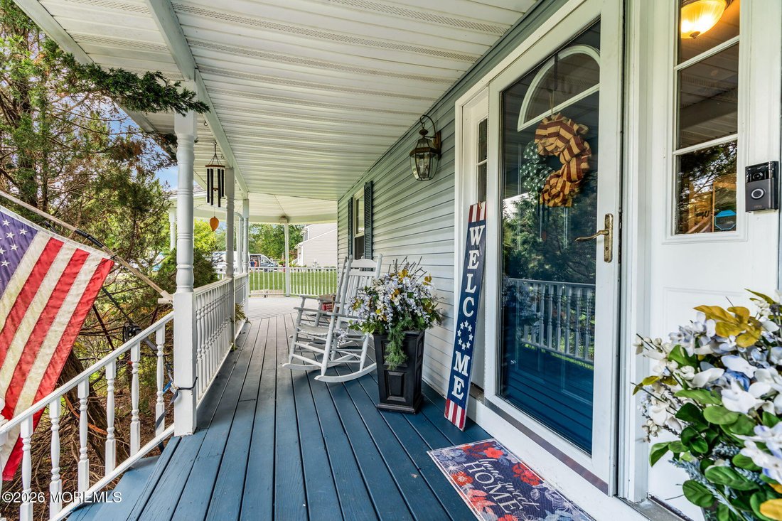Casa a Farmingdale, New Jersey, Stati Uniti 3 - 18738898