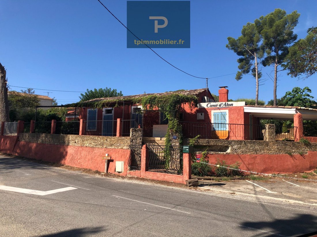 Country House in Saint-Cyr-sur-Mer, Provence-Alpes-Côte d'Azur, France 1 - 18738155