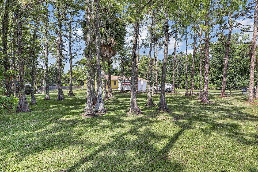 House in The Acreage, Florida, United States 3 - 18703837