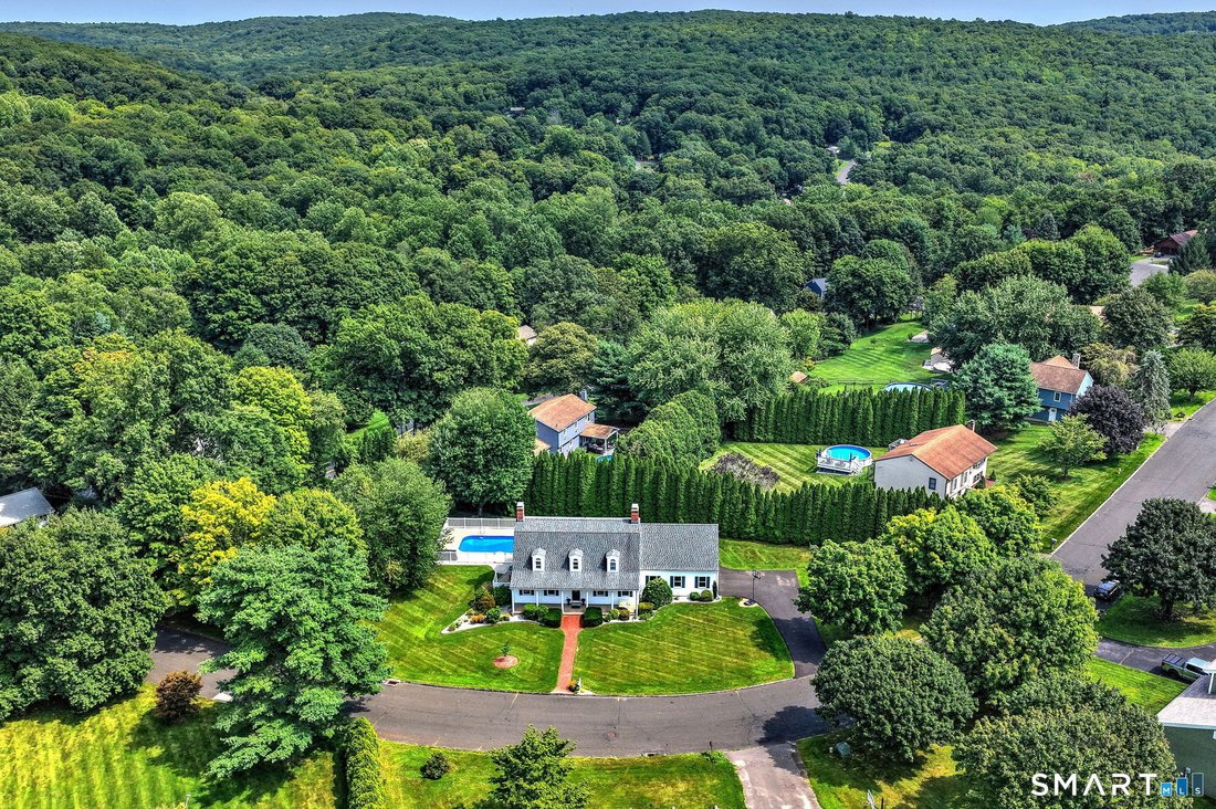 Maison à Beacon Falls, Connecticut, États-Unis 2 - 18738848