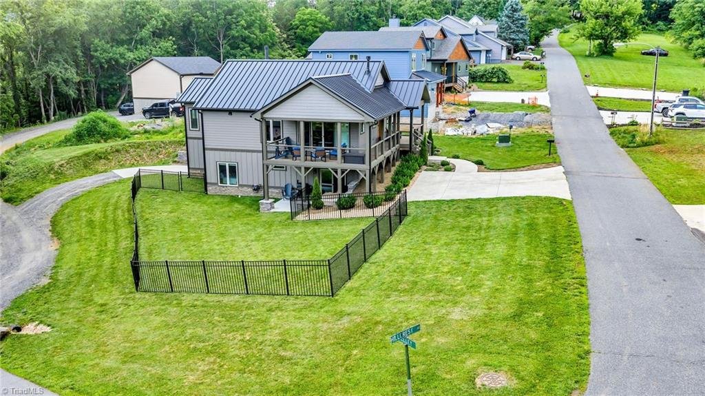 House in West Jefferson, North Carolina, United States 3 - 18738391