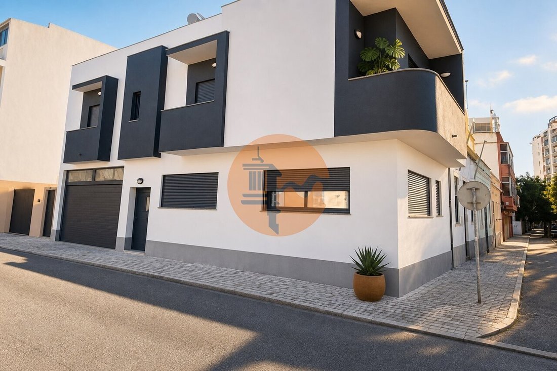 Casa a Faro (Se e Sao Pedro), Algarve, Portogallo 1 - 18739377