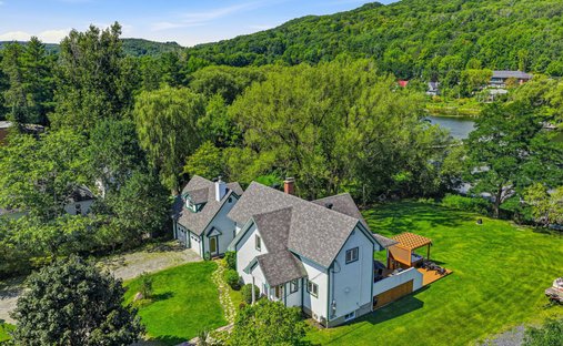 Maison à North Hatley, Québec, Canada 1