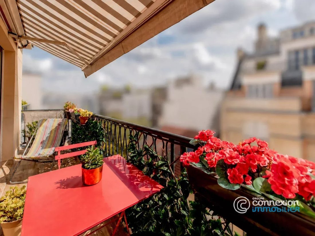Apartment in Muette Nord, Paris 16e Arrondissement, Paris 1 - 18739603