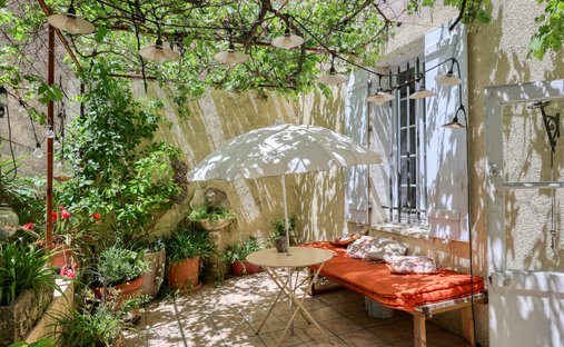 Maison à Méounes-lès-Montrieux, Provence-Alpes-Côte d'Azur, France 1