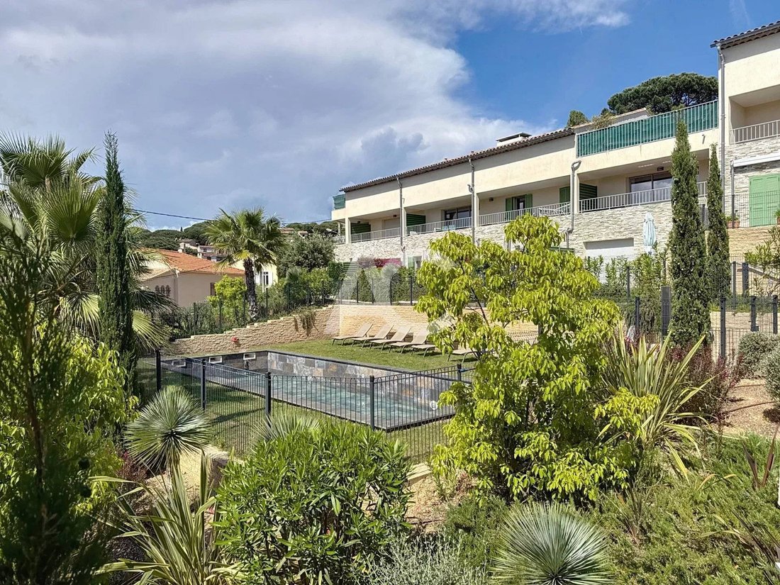 Appartement à Nartelle-Noyer-Bellevue-bd des Sardinaux, Sainte-Maxime, France 2 - 15675394