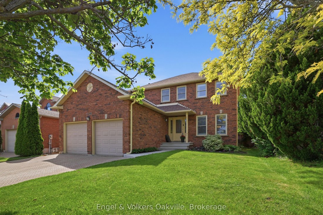 House in Oakville, Ontario, Canada 1 - 18739556