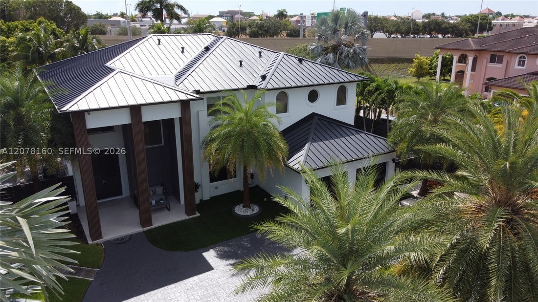 Maison à Miami, Floride, États-Unis 2 - 18739838