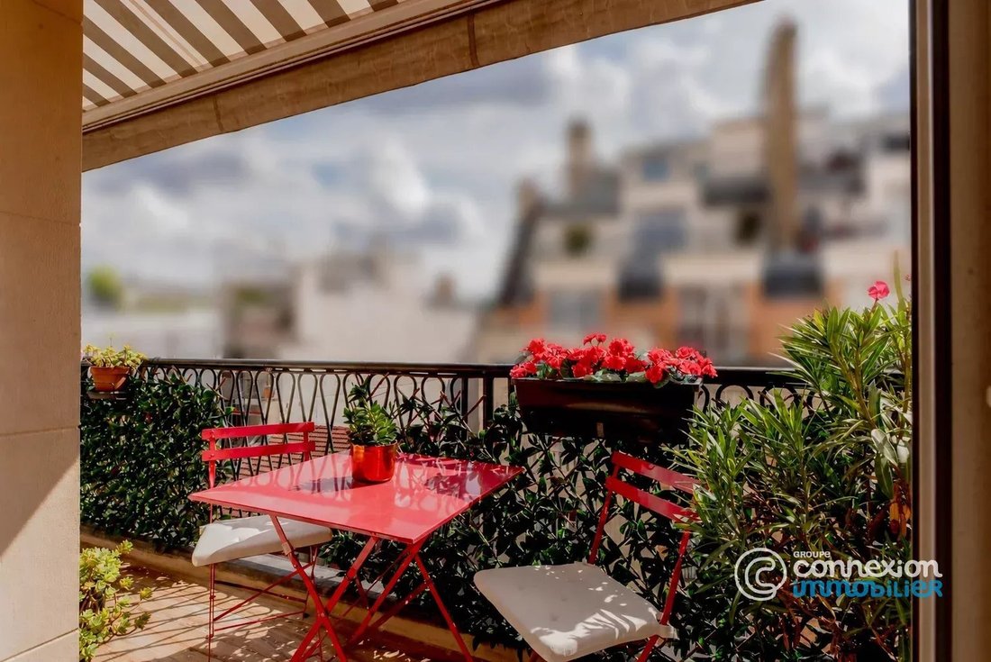 Apartment in Muette Nord, Paris 16e Arrondissement, Paris 4 - 18739603