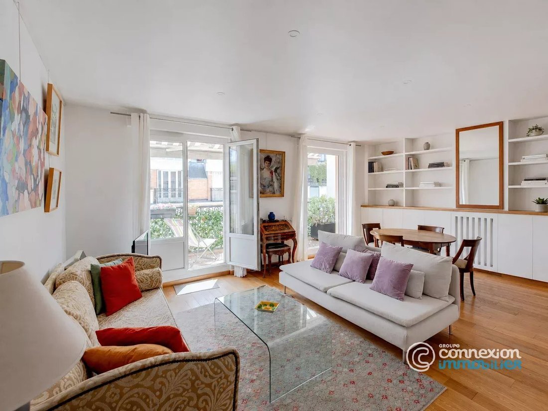 Apartment in Muette Nord, Paris 16e Arrondissement, Paris 2 - 18739603