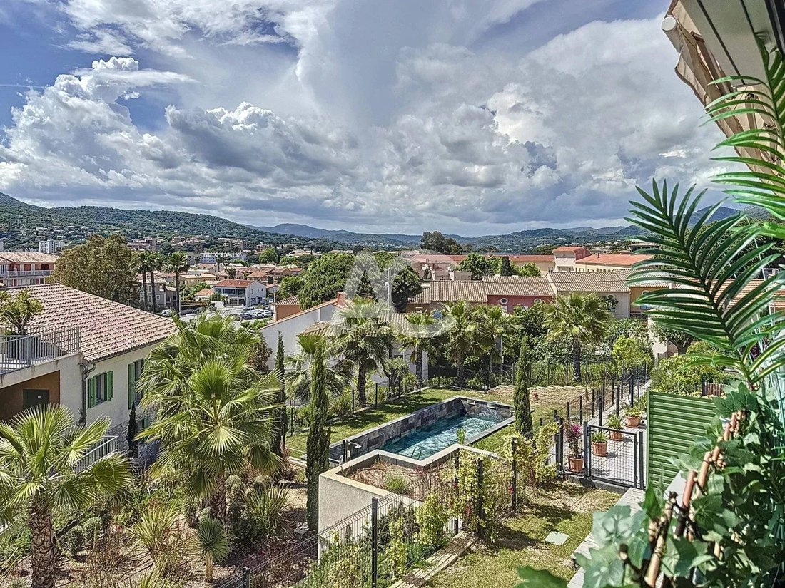Appartement à Nartelle-Noyer-Bellevue-bd des Sardinaux, Sainte-Maxime, France 1 - 15675394