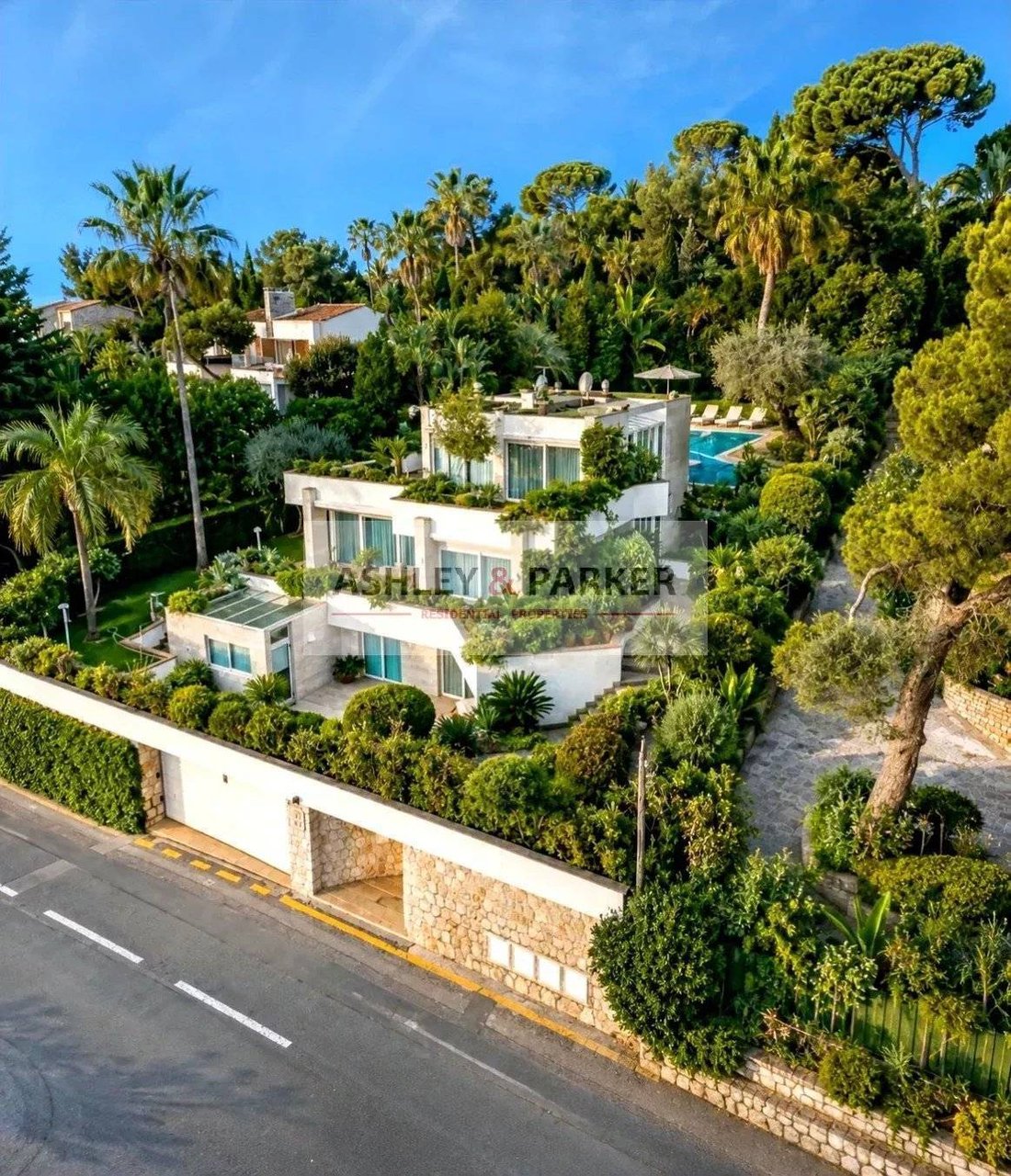 Villa à Cabbe-Saint Roman, Roquebrune-Cap-Martin, France 2 - 16964040