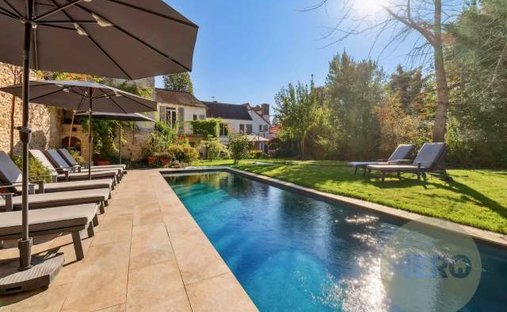 Haus in Montfort-l'Amaury, Île-de-France, Frankreich 1