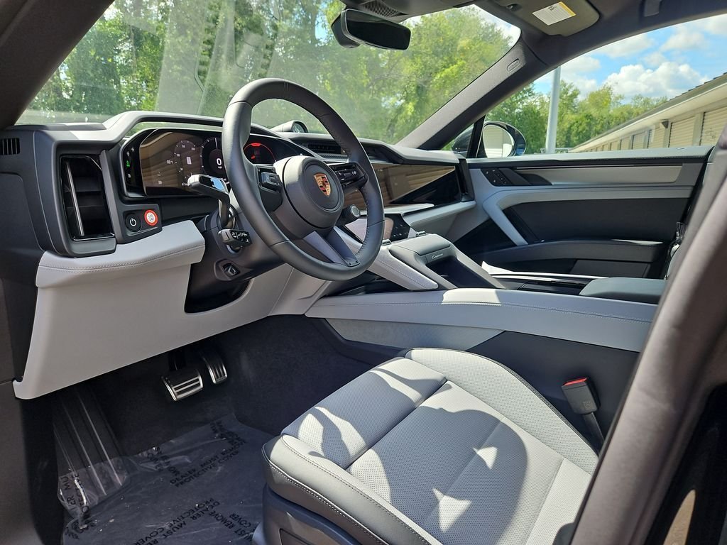 Suv in Stratham, NH, United States 4 - 18346561