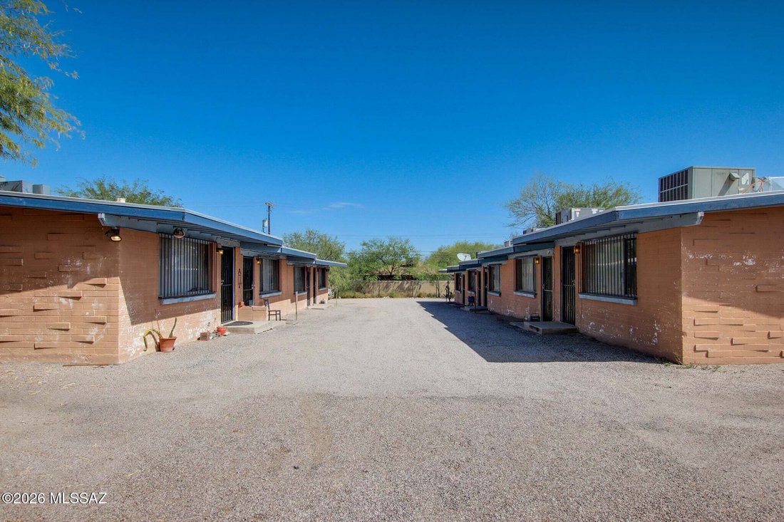 Tucson, Arizona, United States 1 - 18739561