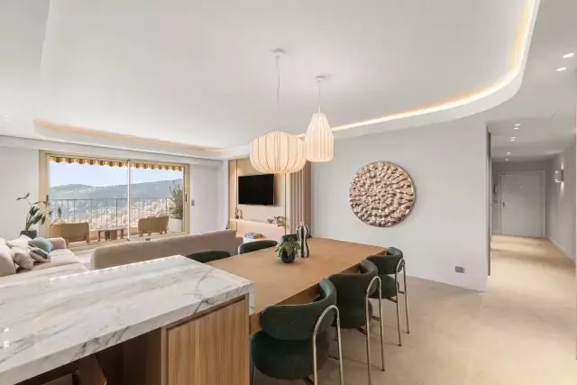 Appartamento a Villafranca, Provenza-Alpi-Costa Azzurra, Francia 4 - 18534908