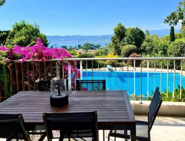 Wohnung in Fontmerle, Antibes, Frankreich 2 - 15921175