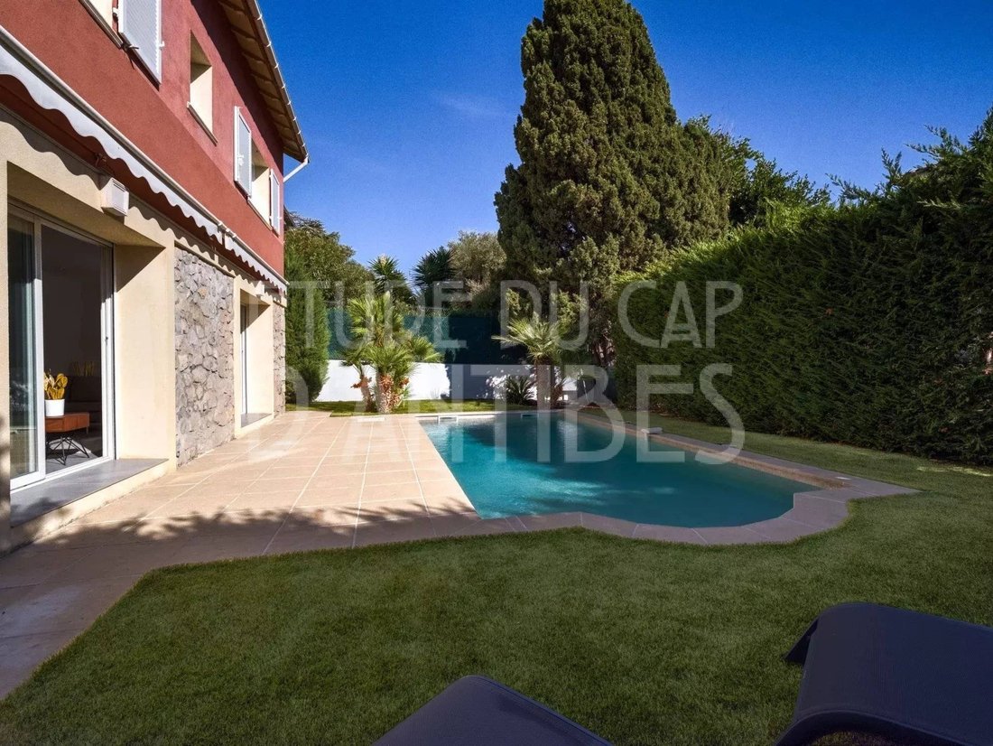 Villa in Les Bastides, Antibes, Frankreich 3 - 17218433