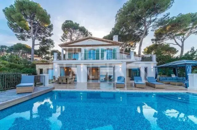 Villa a Les Bastides, Antibes, Francia 2 - 16395231
