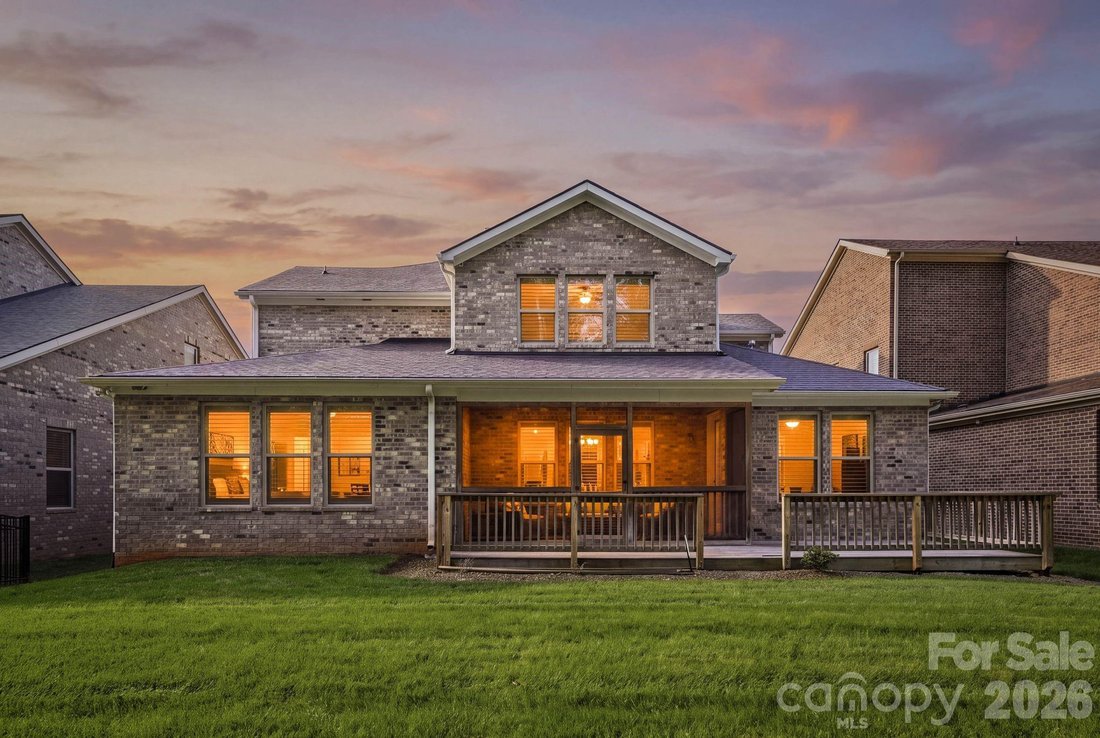 Casa en Charlotte, Carolina del Norte, Estados Unidos 2 - 18739834