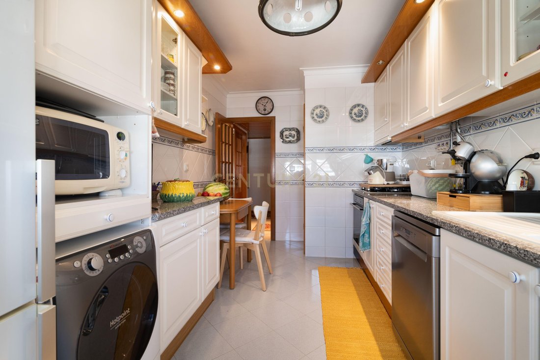 Appartement à Odivelas, Lisbonne, Portugal 3 - 18739469