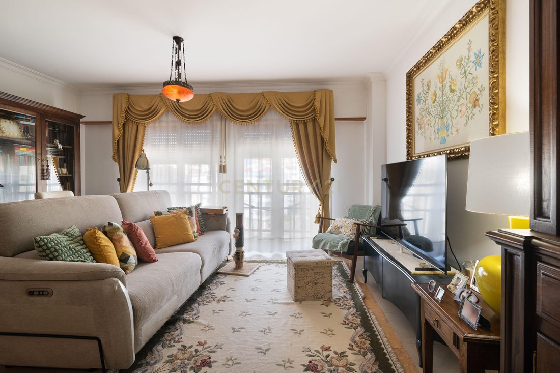Apartamento en Odivelas, Distrito de Lisboa, Portugal 5 - 18739469