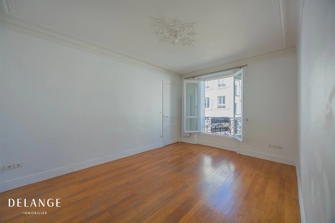 Apartment in Saint Victor, Paris 5e Arrondissement, Paris 1 - 18739602