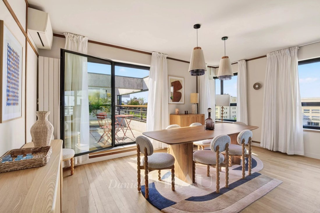 Apartment in Dupleix-Motte Picquet, Paris 15e Arrondissement, Paris 3 - 18739695