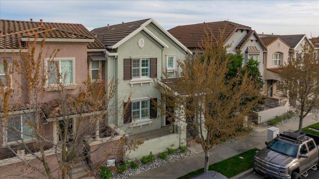 Maison à Roseville, Californie, États-Unis 3 - 18739599