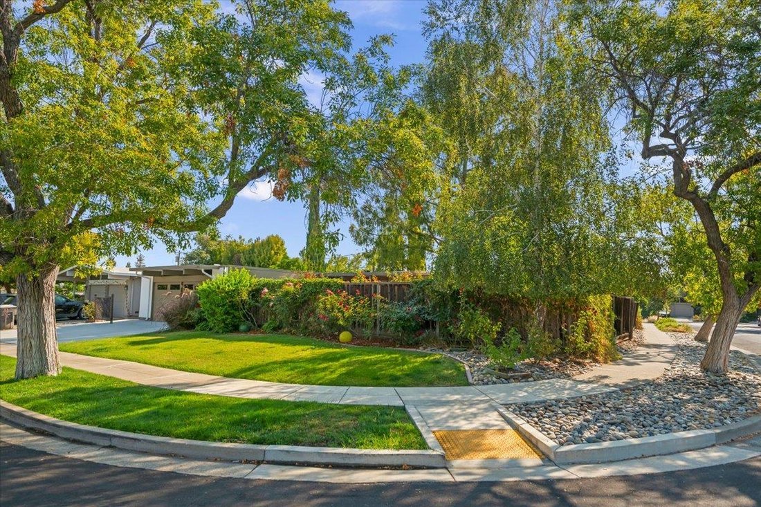 Casa a Cupertino, California, Stati Uniti 3 - 18739798