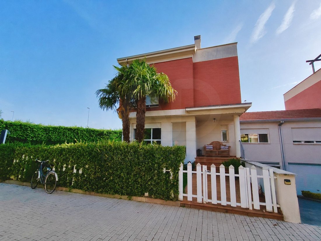 Chalet in Valladolid, Castile and Leon, Spain 2 - 17021786