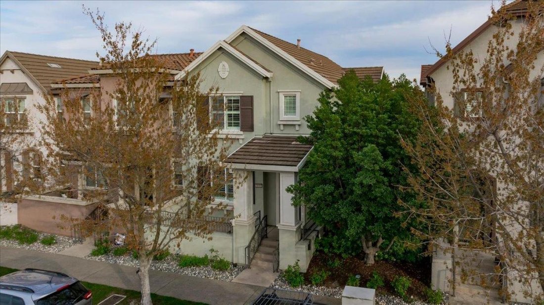 Maison à Roseville, Californie, États-Unis 1 - 18739599